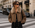 Chaqueta Corta para Mujer con Cuello de Pelo