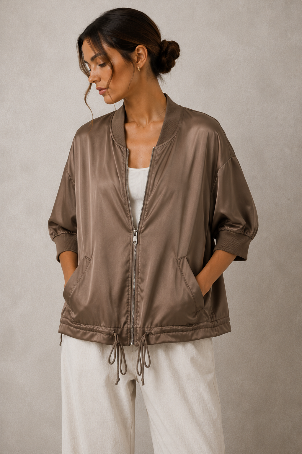 NURIA BOMBER